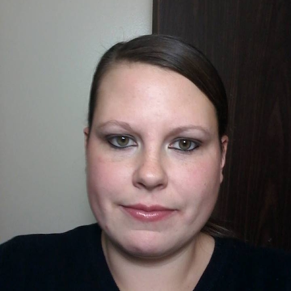 Meet your Posher, Sarah - Picture 1 of 1